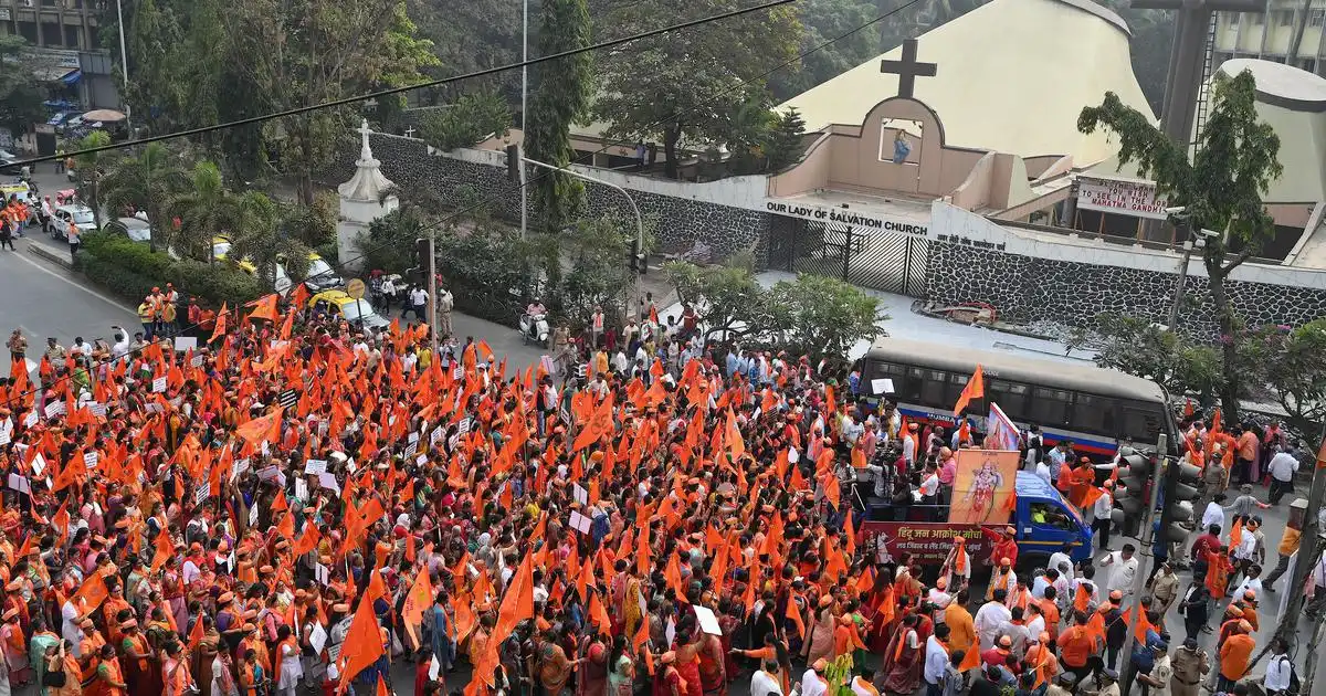 MP News Today: उज्जैन में 'लव जिहाद' के खिलाफ सड़कों पर उतरा जनसैलाब, संतों ने दी चेतावनी